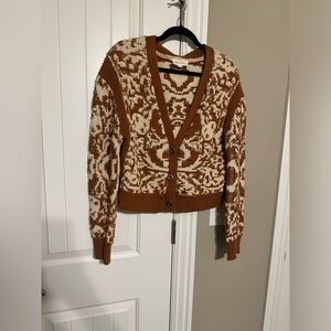 Women’s Cropped Cardigan Size Medium
